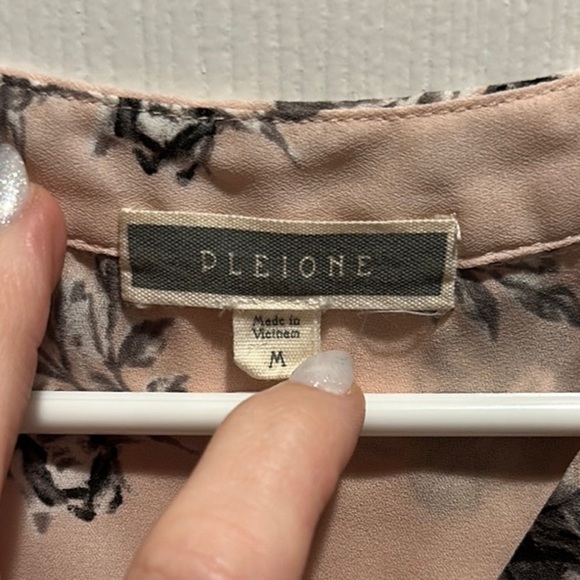 Pleione Pink Blouse with Black Floral Print - Picture 3 of 4